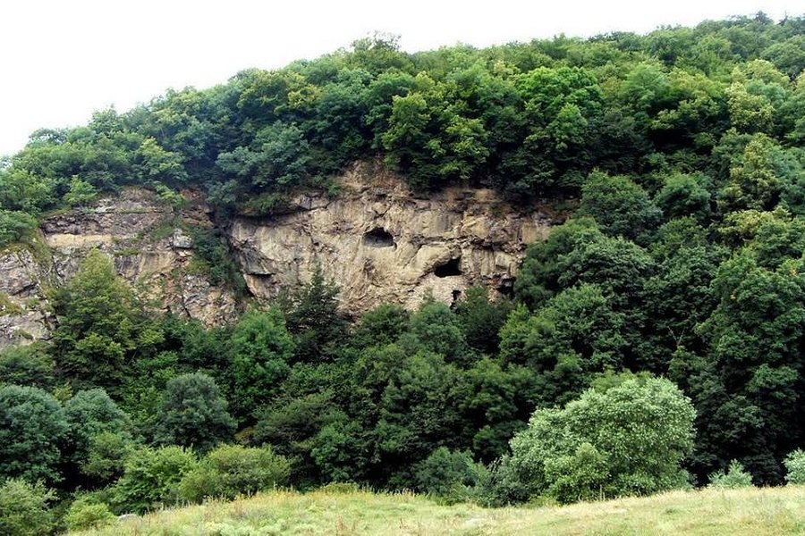 Arsena's Cave image