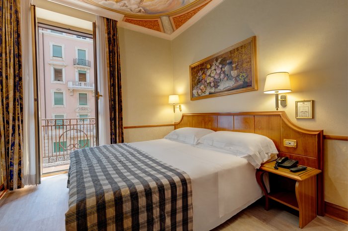 Imagen 2 de Amalfi Hotel