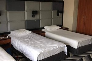 Room & Suite
