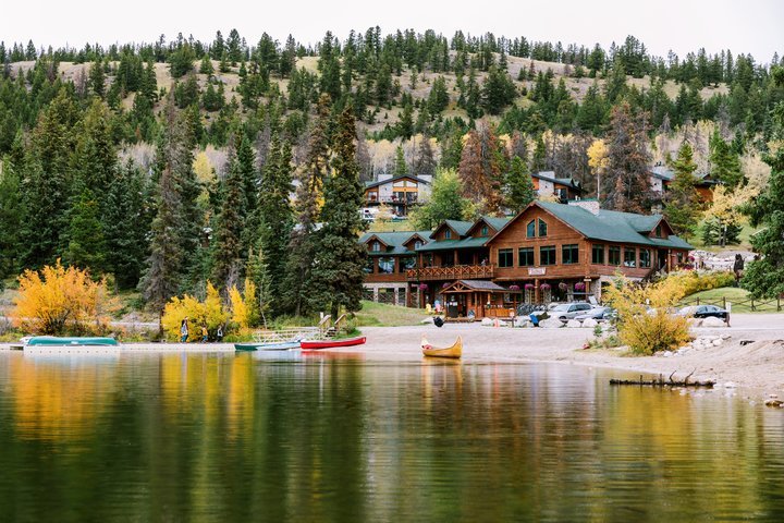 PYRAMID LAKE LODGE Updated 2024 Hotel Reviews Jasper Alberta   Pyramid Lake Resort 