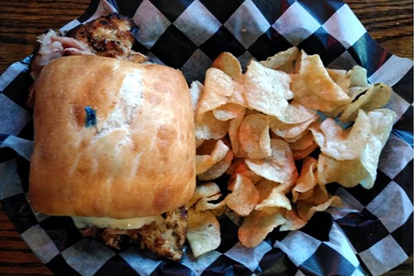Fingerlakes Mall welcomes Hangry Sandwich Co.
