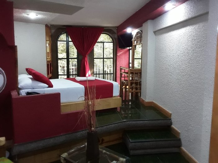 Hotel Alameda Suites