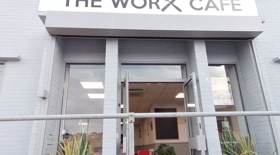 We're open Monday - Saturday 07.00 x 3pm