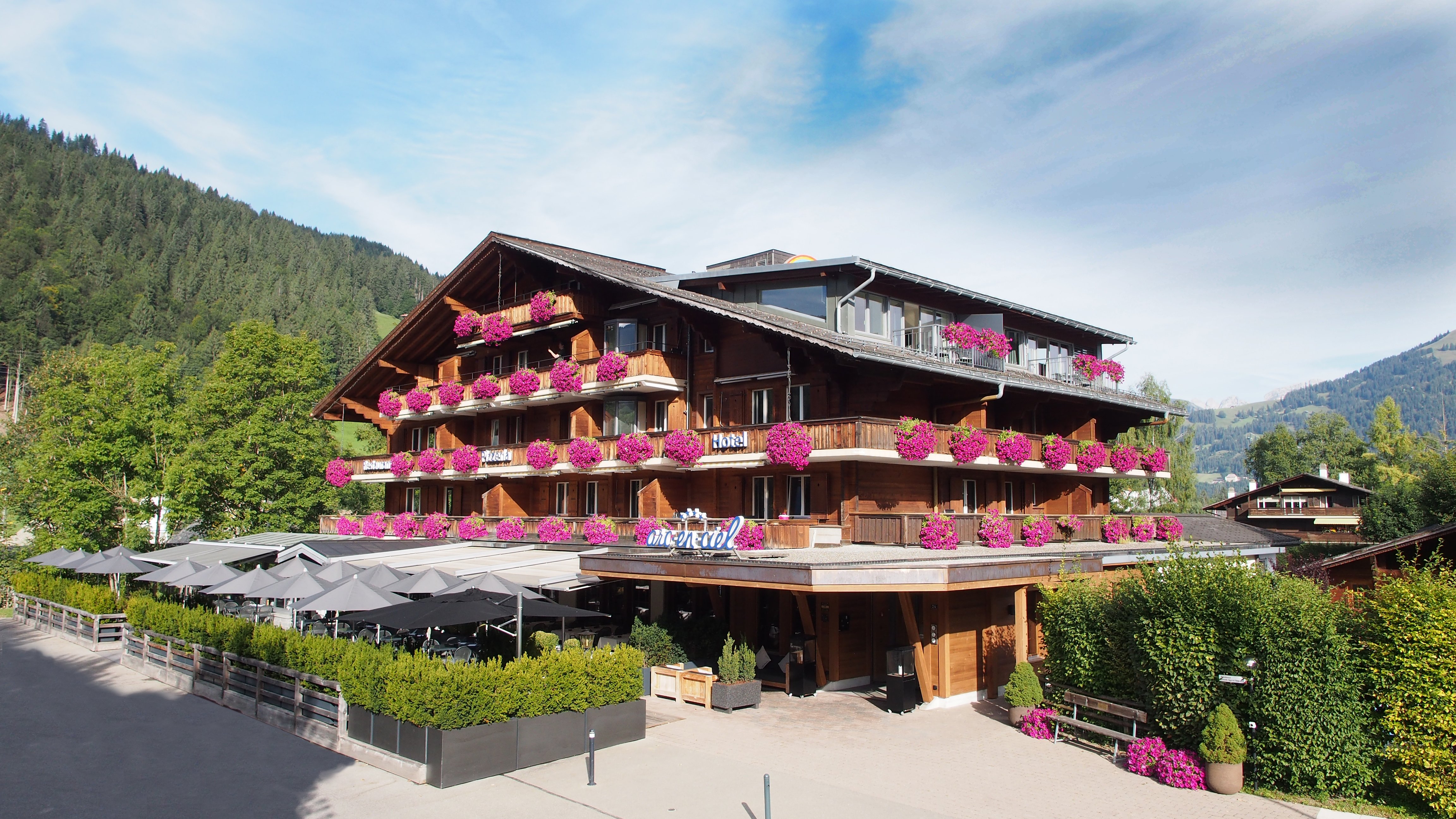 HOTEL ARC-EN-CIEL GSTAAD (Gstaad, Zwitserland) - Foto's, Reviews En ...