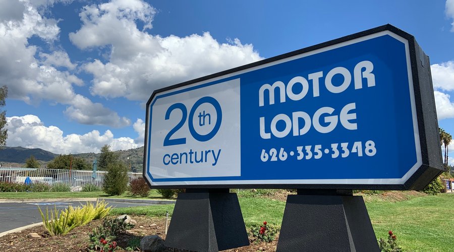 20th Century Motor Lodge Sign on Historical Route 66
