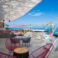 Enjoy an unforgettable day in Puerto Vallarta at The Top while you taste our gourmet cocktail.