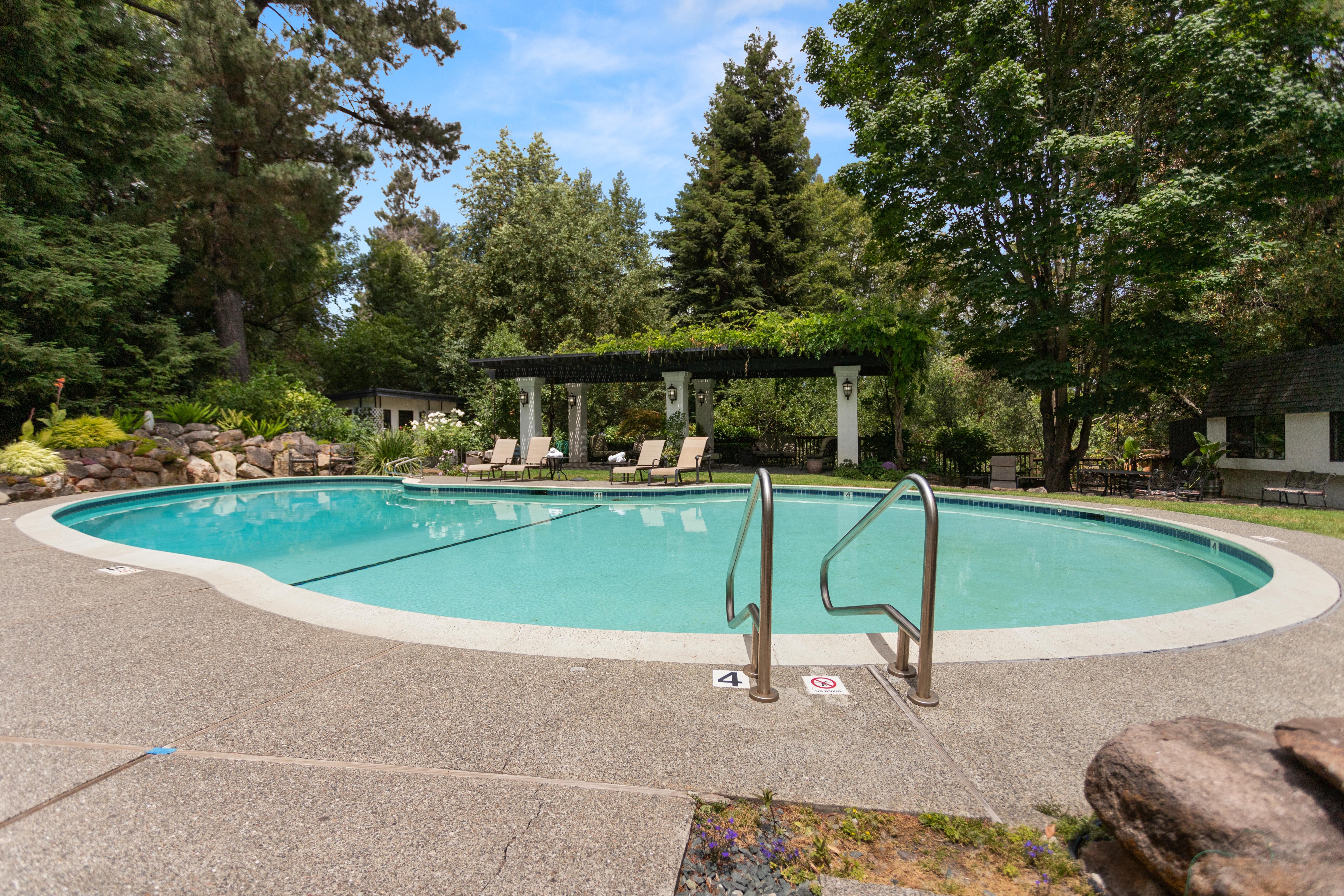 Candlelight Inn Napa Valley Pool: Pictures & Reviews - Tripadvisor