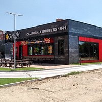 Carl's Jr