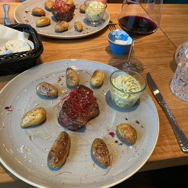 에센 Villa Hügel 근처 맛집 Best 10 - Tripadvisor 에센 Villa Hügel 근처 맛집 Best 10  - Tripadvisor