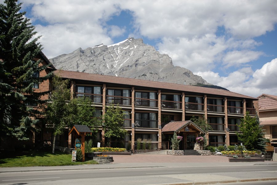 High Country Inn - UPDATED 2022 Prices, Reviews & Photos (Banff