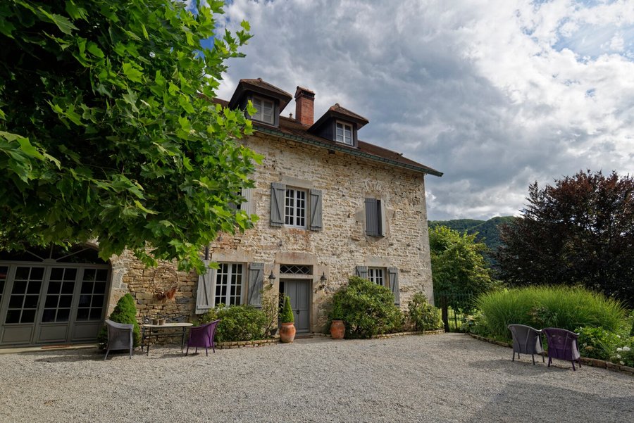 A L Ombre Du Chateau Prices B B Reviews Nans Sous Sainte Anne France Tripadvisor