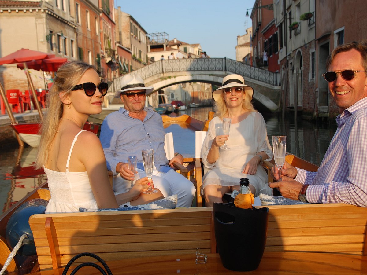 venice booze cruise