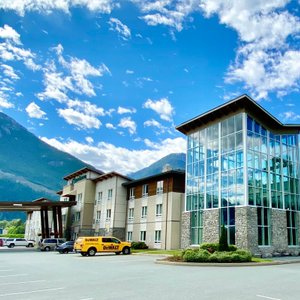 Sandman Hotel & Suites Squamish