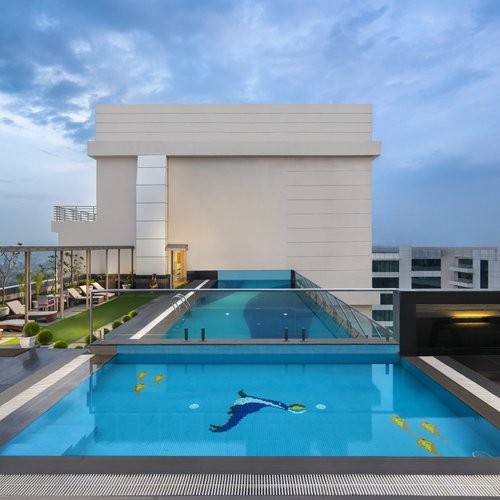 Independent House for Rent Near Sandal Suites operated by Lemon Tree Hotels  Sector 135, Noida | 17+ Villas for Rent in Sandal Suites operated by Lemon  Tree Hotels Sector 135 - NoBroker -