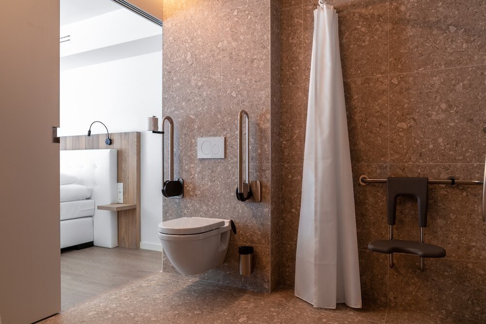 VAN DER VALK HOTEL DENNENHOF $106 ($̶1̶1̶4̶) - Updated 2024 Prices & Motel Reviews - Brasschaat, Belgium VAN DER VALK HOTEL... 