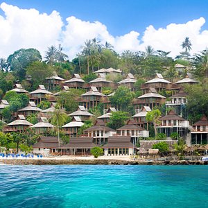 Phi Phi the Beach Resort is a dream location for any visitor looking for either an eventful or relaxing holiday. Situated on the quiet Long Beach, which overlooks the stunning Maya bay island, our hillside villa views are unbeatable.