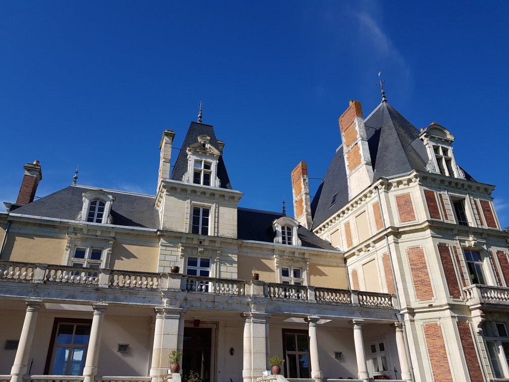 CHATEAU LE BREIL Guesthouse Reviews Chemille France