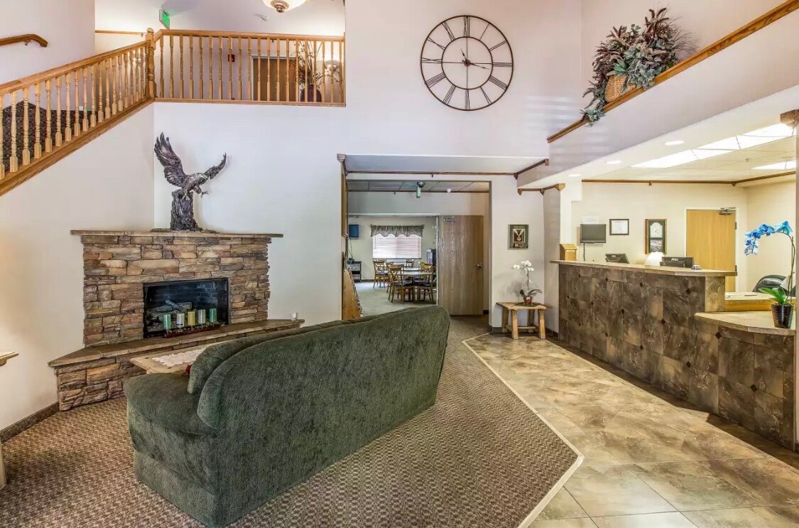 WINGATE BY WYNDHAM NEW CASTLE GLENWOOD SPRINGS Updated 2024 Reviews   Lobby Of Hotel 