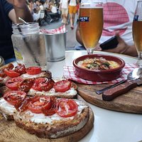 Trio de tartines et St nectaire rôti