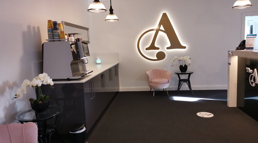 In our foyer we offer complimentary barista coffee to our quests.