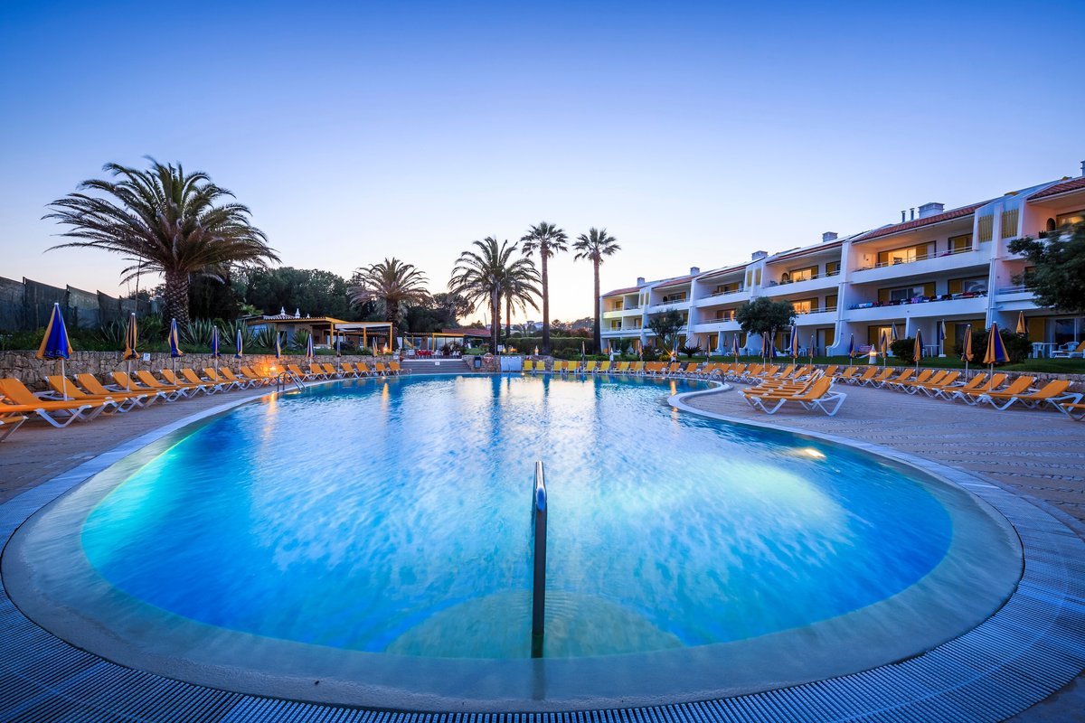 HOTEL LUAR $46 ($̶1̶0̶4̶) - Updated 2023 Prices & Reviews - Praia da Rocha,  Portugal - Algarve