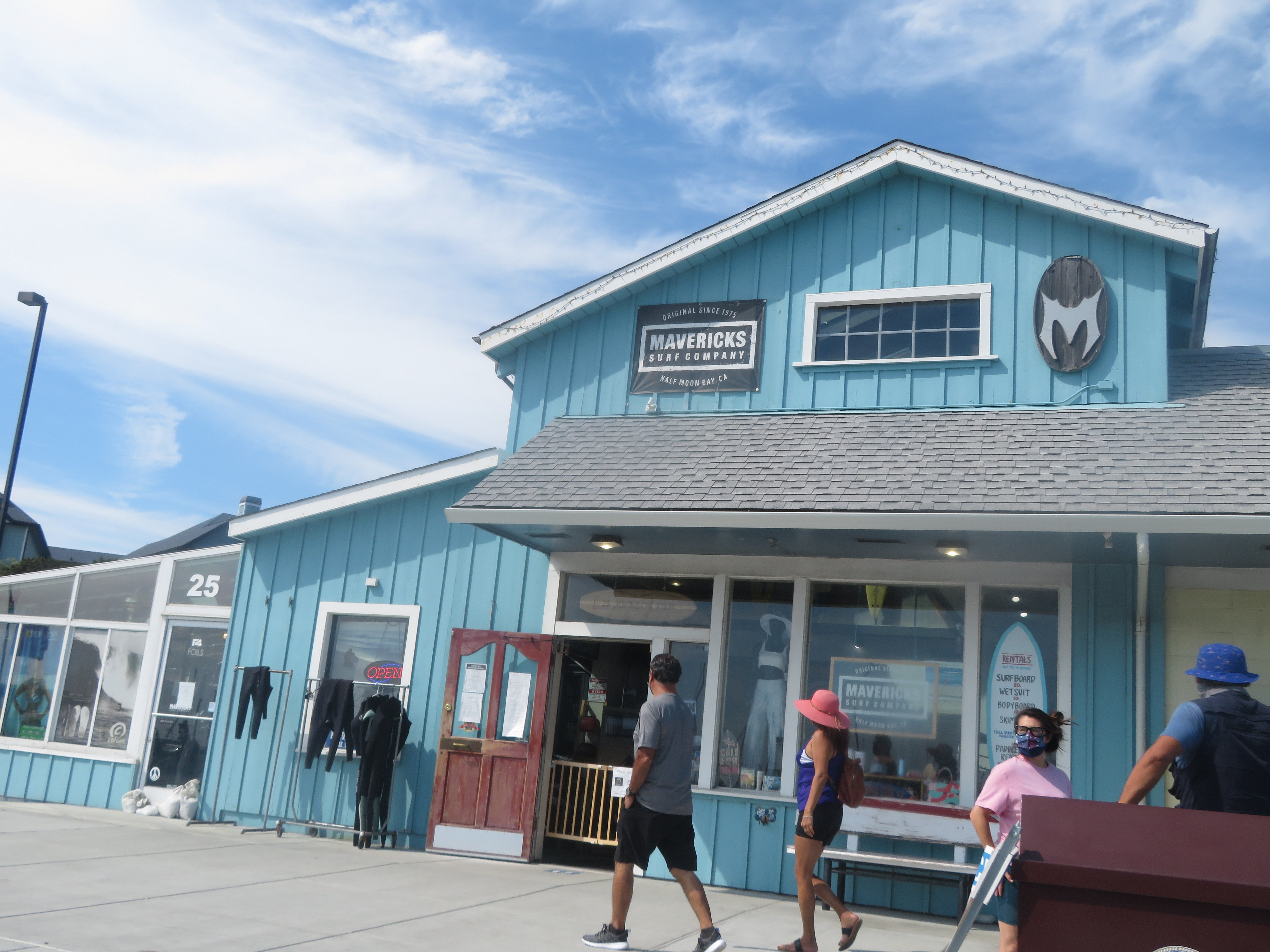 mavericks surf company