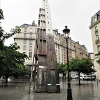 La Tour