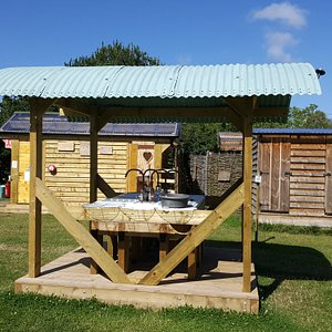 Open air washing up facilities