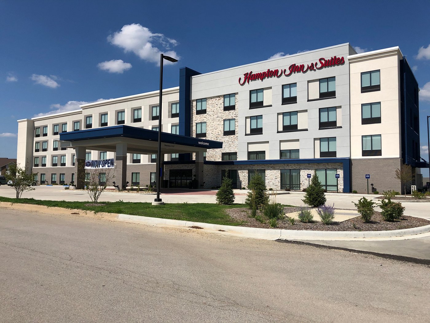 hampton-inn-suites-pekin-peoria-area-121-1-5-8-updated-2023