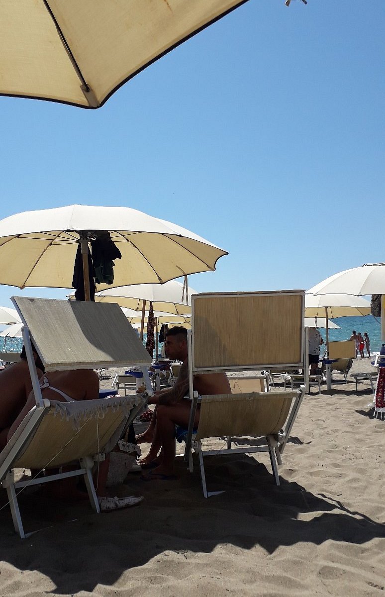 Helio's Beach (Capaccio-Paestum) - All You Need to Know BEFORE You Go