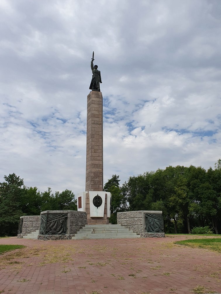 Волгоград площадь чекистов фото