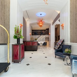 Broadway Plaza Hotel, hotel in New York City
