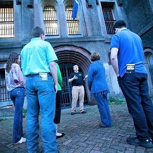 charleston old city jail ghost tour
