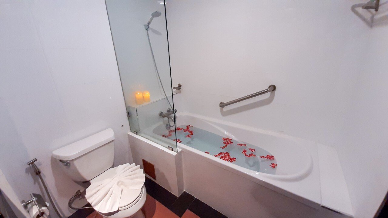 Hotel photo 9 of Rueanphae Royal Park.