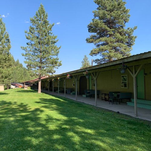 7 R Guest Ranch - Motel and RV Park image
