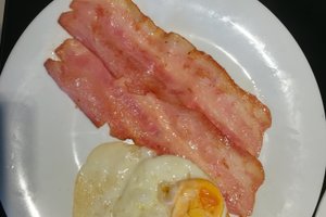餐飲