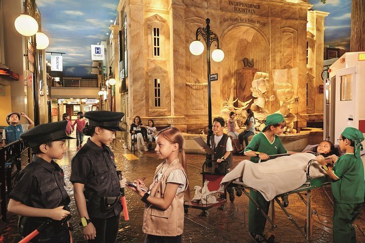 Malaysia Familyfriendly Attractions: Fun for All Ages - Educational Benefits and Parental Involvement at KidZania