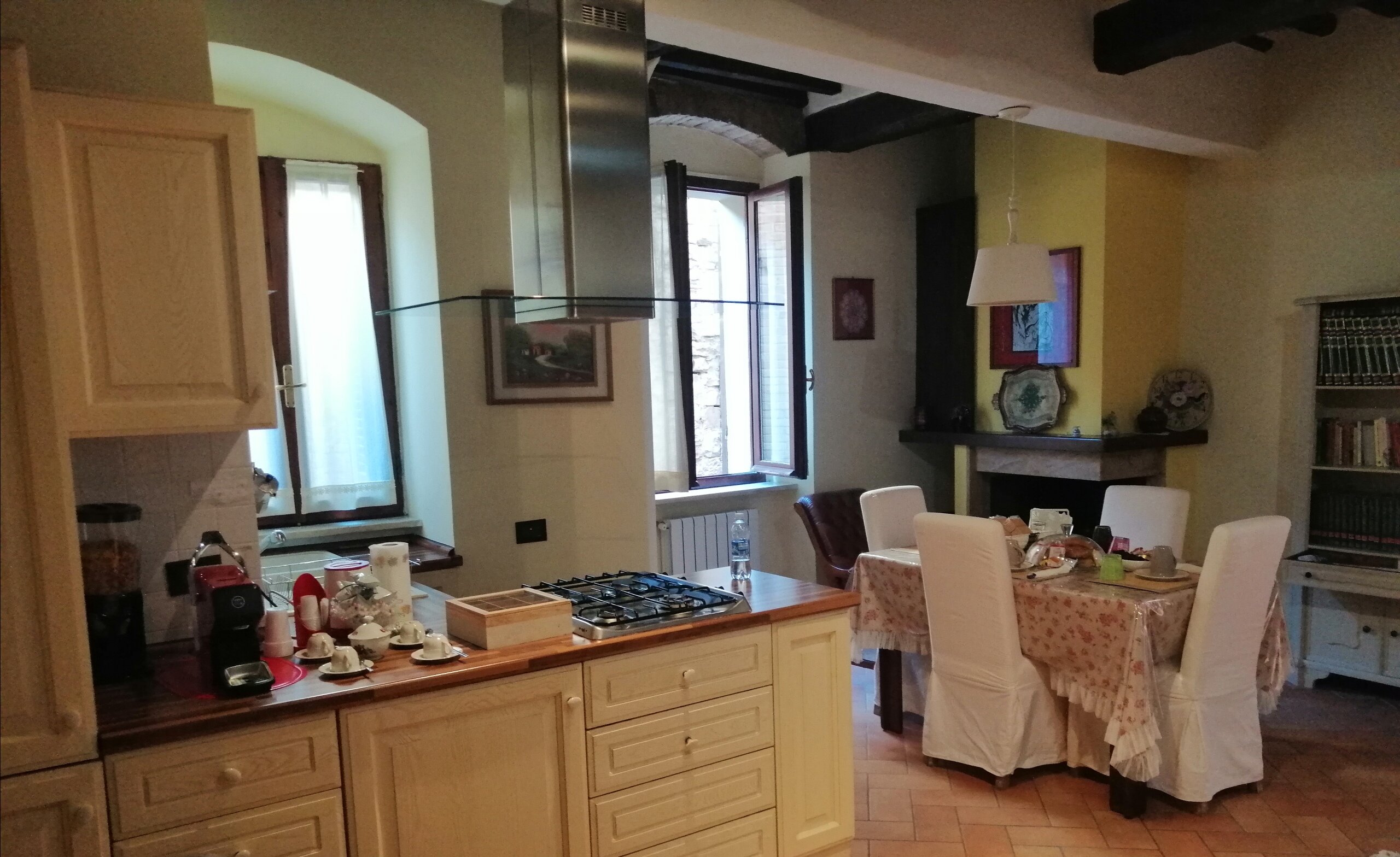 B&B RAFFAELLO - Prices & Reviews (Foligno, Italy)