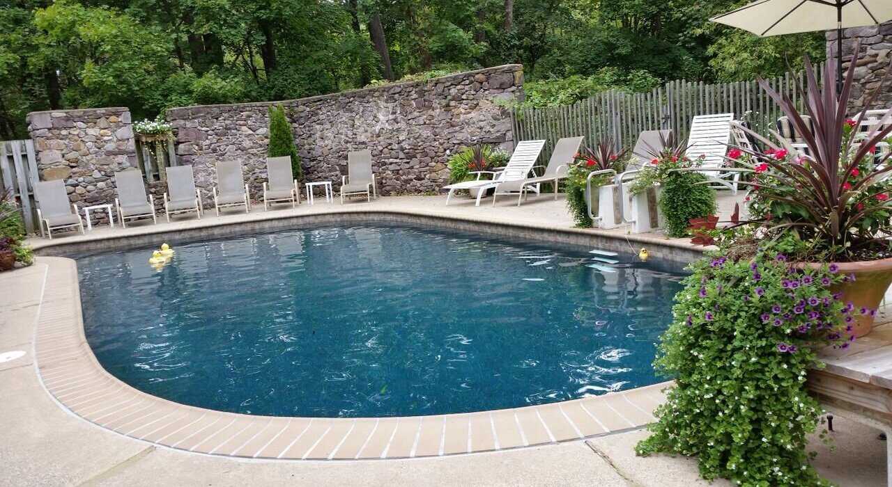 Pineapple Hill Inn Bed & Breakfast by null
