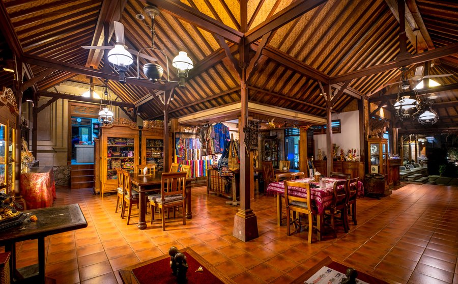 Murni's Houses & Spa Dining Area
