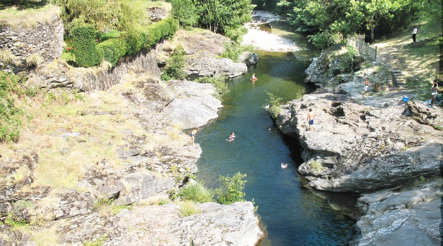 Rivière du Tarnon à 2min à pied