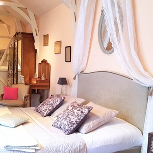 Suite Romantique avec baignoire Spa et terrasse à Lohéac