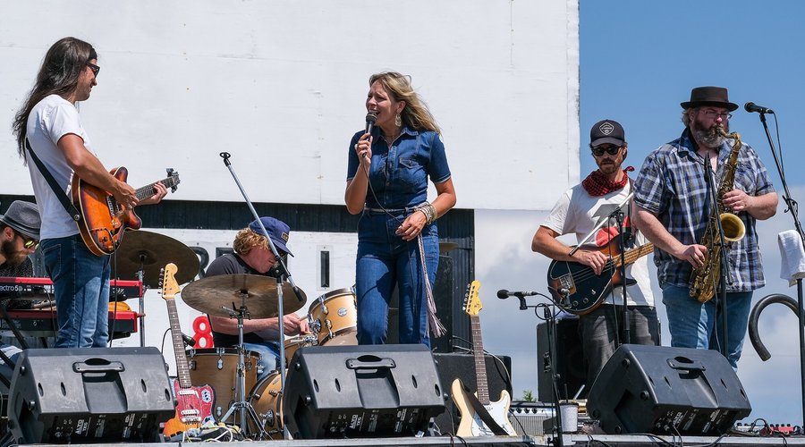 Miss Emily & Friends rocking The Mustang
