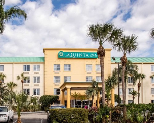 The 10 Closest Hotels To The Avenue Viera Melbourne Tripadvisor Find Hotels Near The Avenue Viera