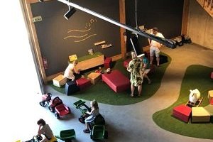 Lekekroken i utstillingen TRAKTOR