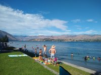 are dogs allowed at lake chelan state park