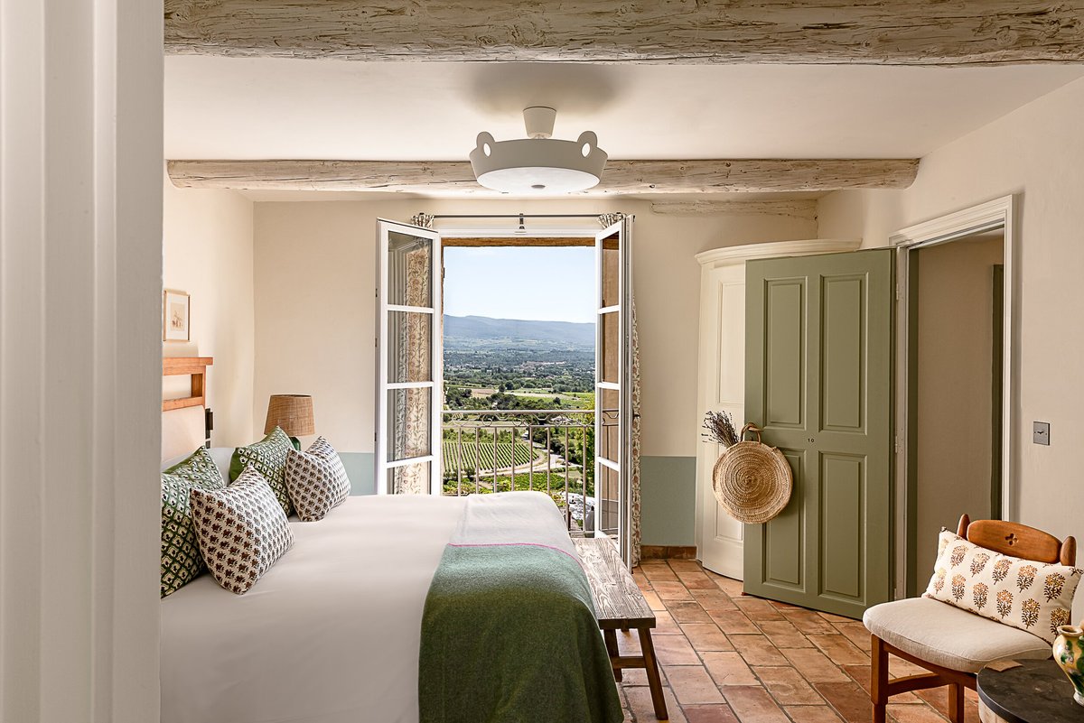 L'Antiquaire, Provence Villa Dream room, Room, Furniture