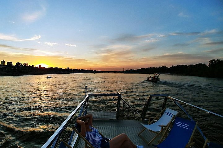 boat trip vistula warsaw