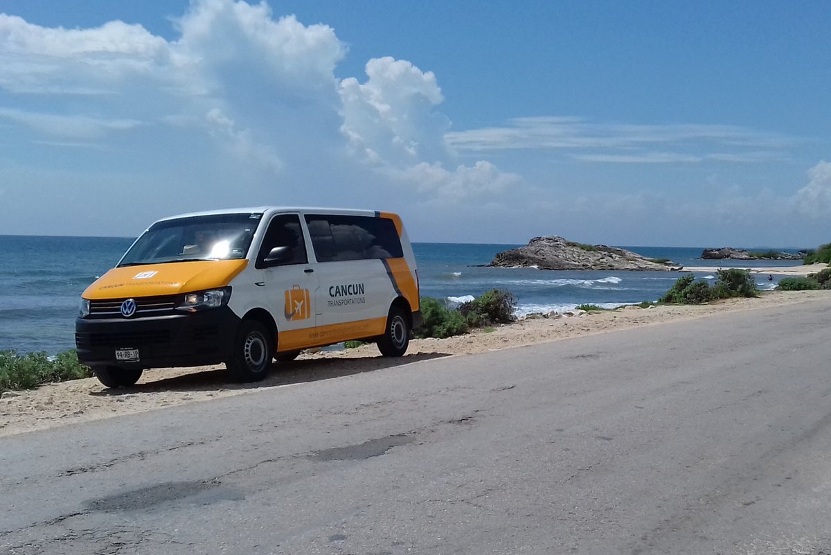 cancun taxi tip