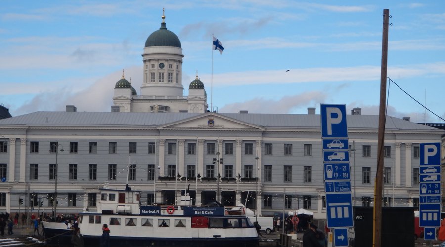 Helsinki City Hall (Kaupungintalo).